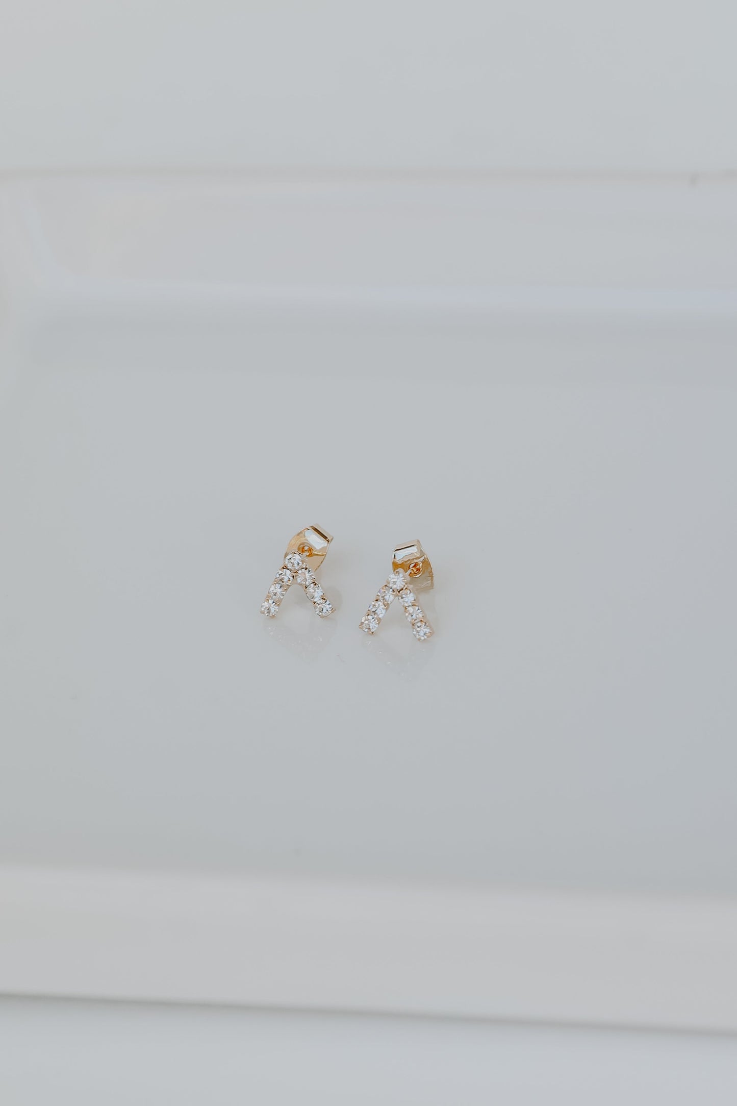 Annie Gold Rhinestone V Stud Earrings