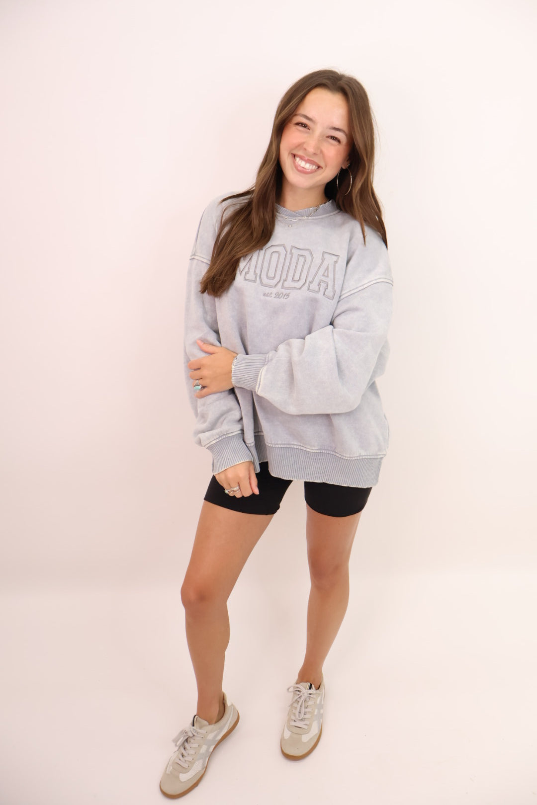 Moda Embroidered Oversized Pullover - Gray