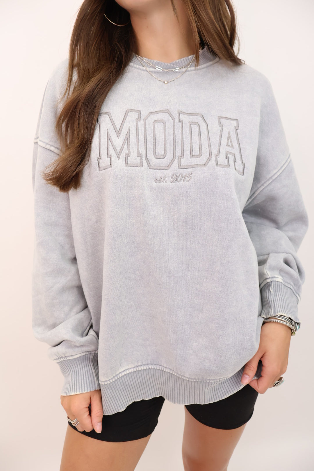 Moda Embroidered Oversized Pullover - Gray