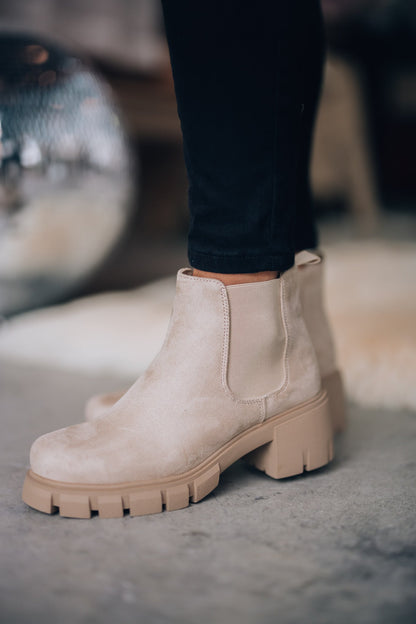 Carina Boots (Sand)
