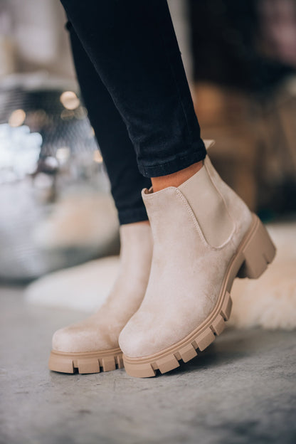 Carina Boots (Sand)