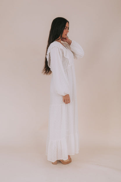 EXCLUSIVE - The White: Lillian