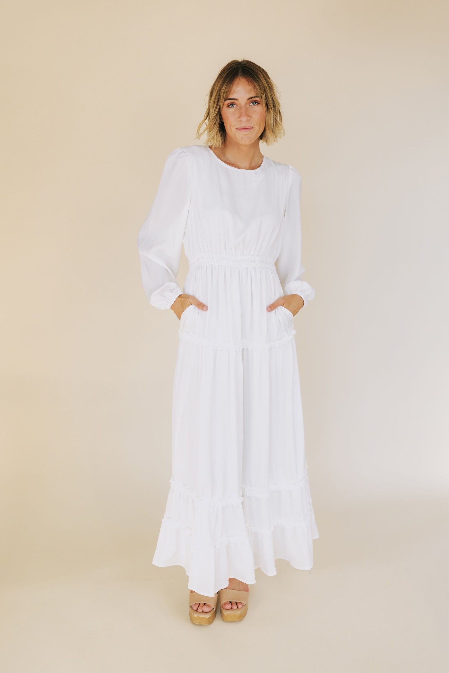 The White: Monica