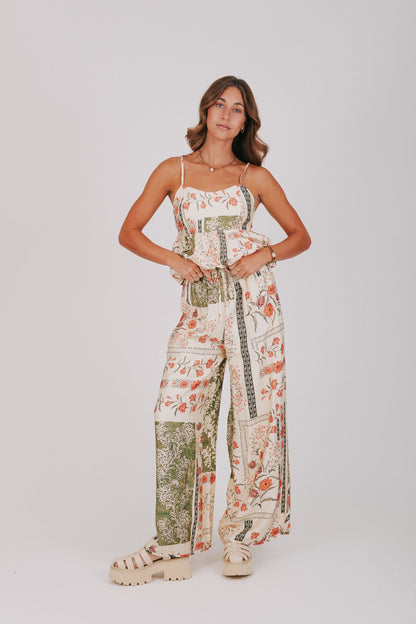 INCLUSIVE SIZING - Botanical Bliss Top