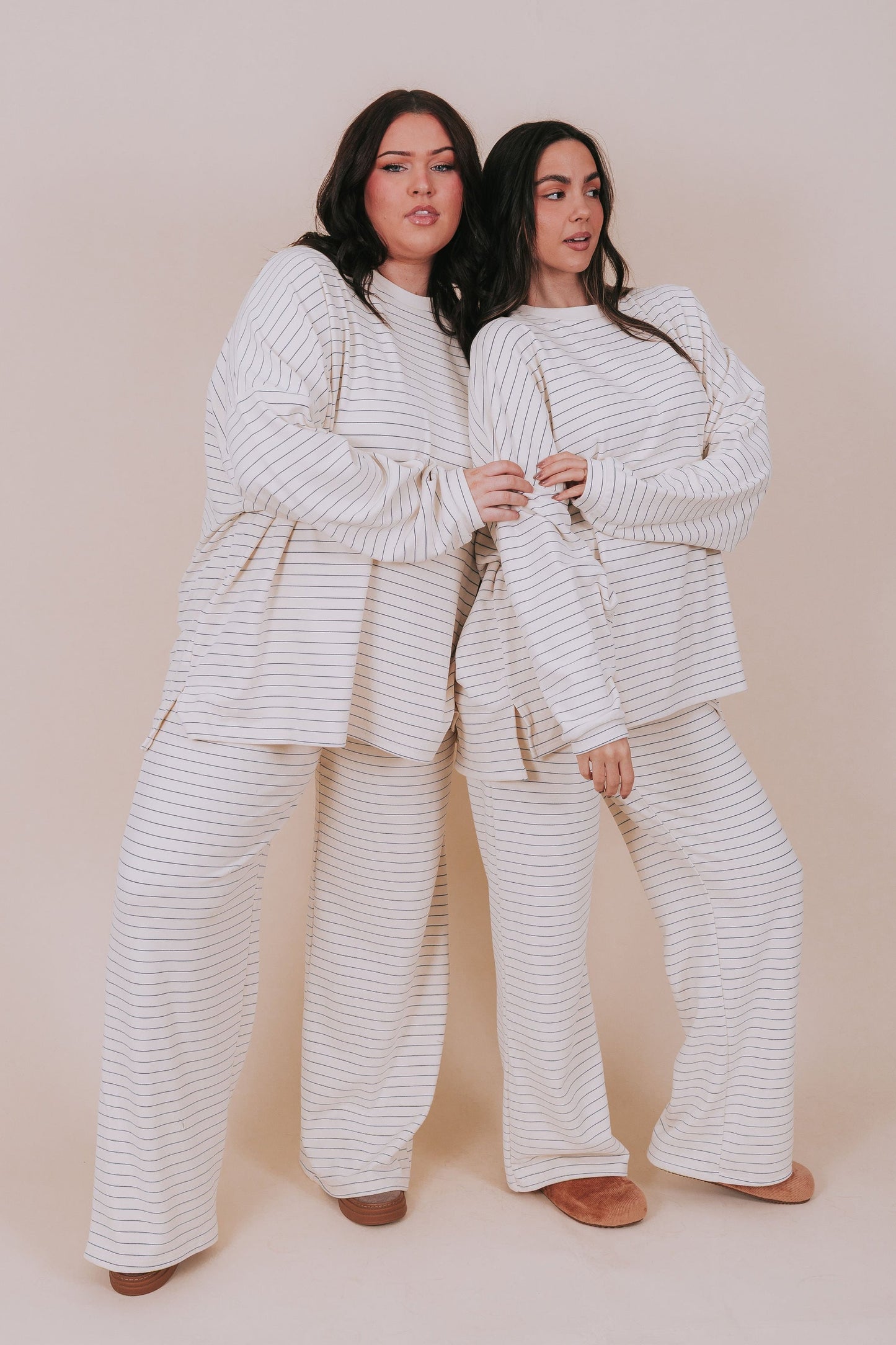INCLUSIVE SIZING - Cozy Seaside Top - 2 Colors!