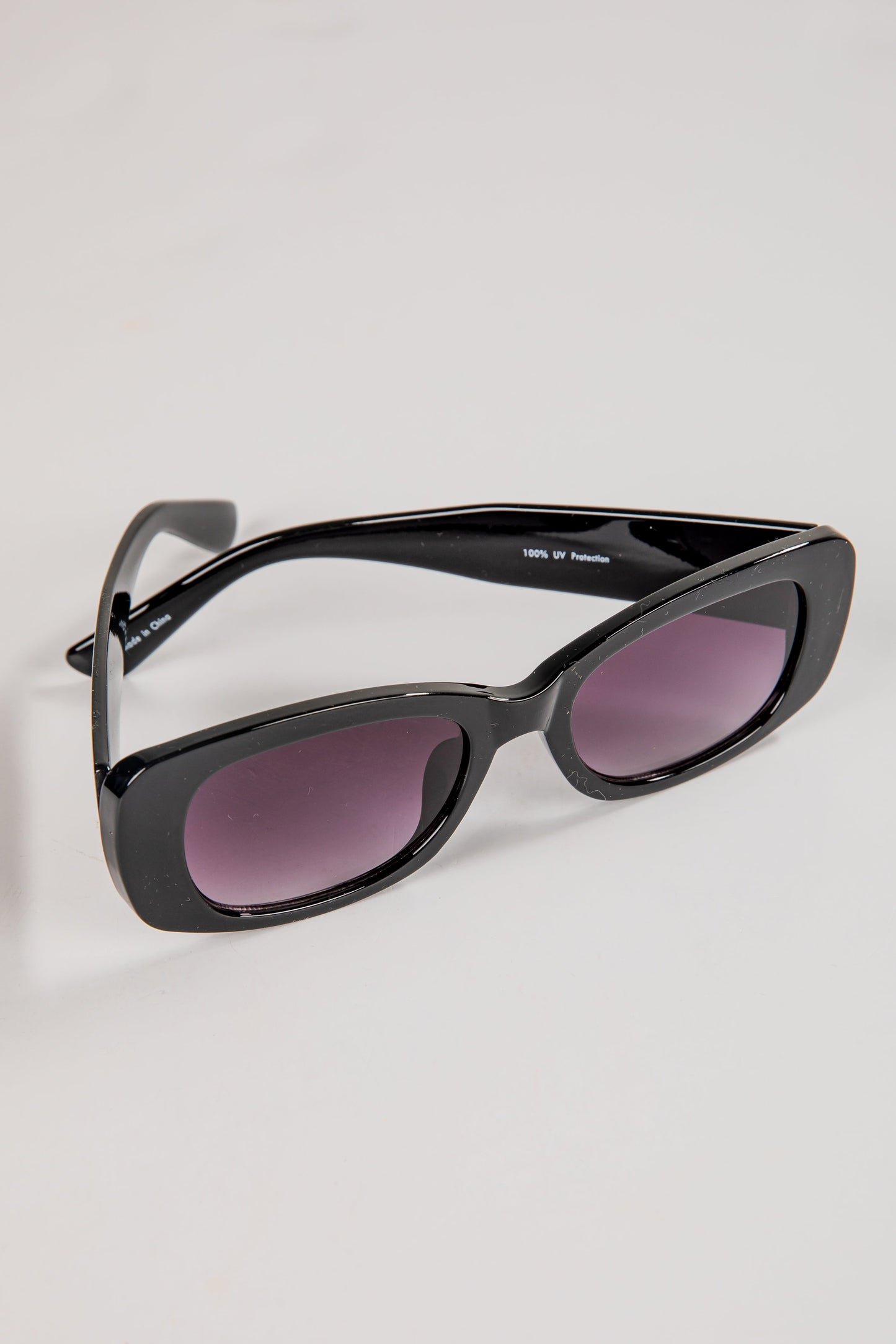 Better Than I Imagined Black Oval Sunglasses