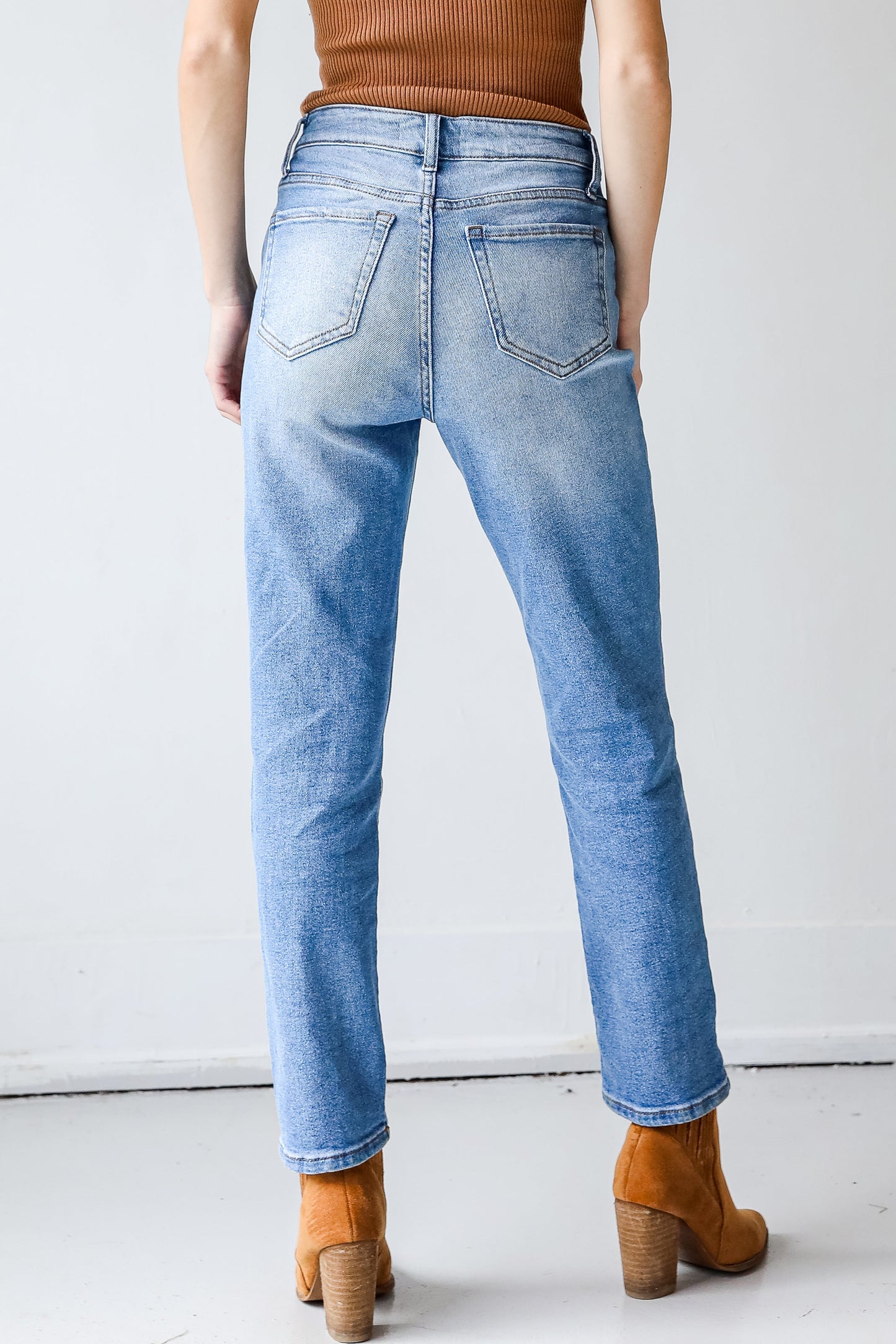 Claudia Mom Jeans