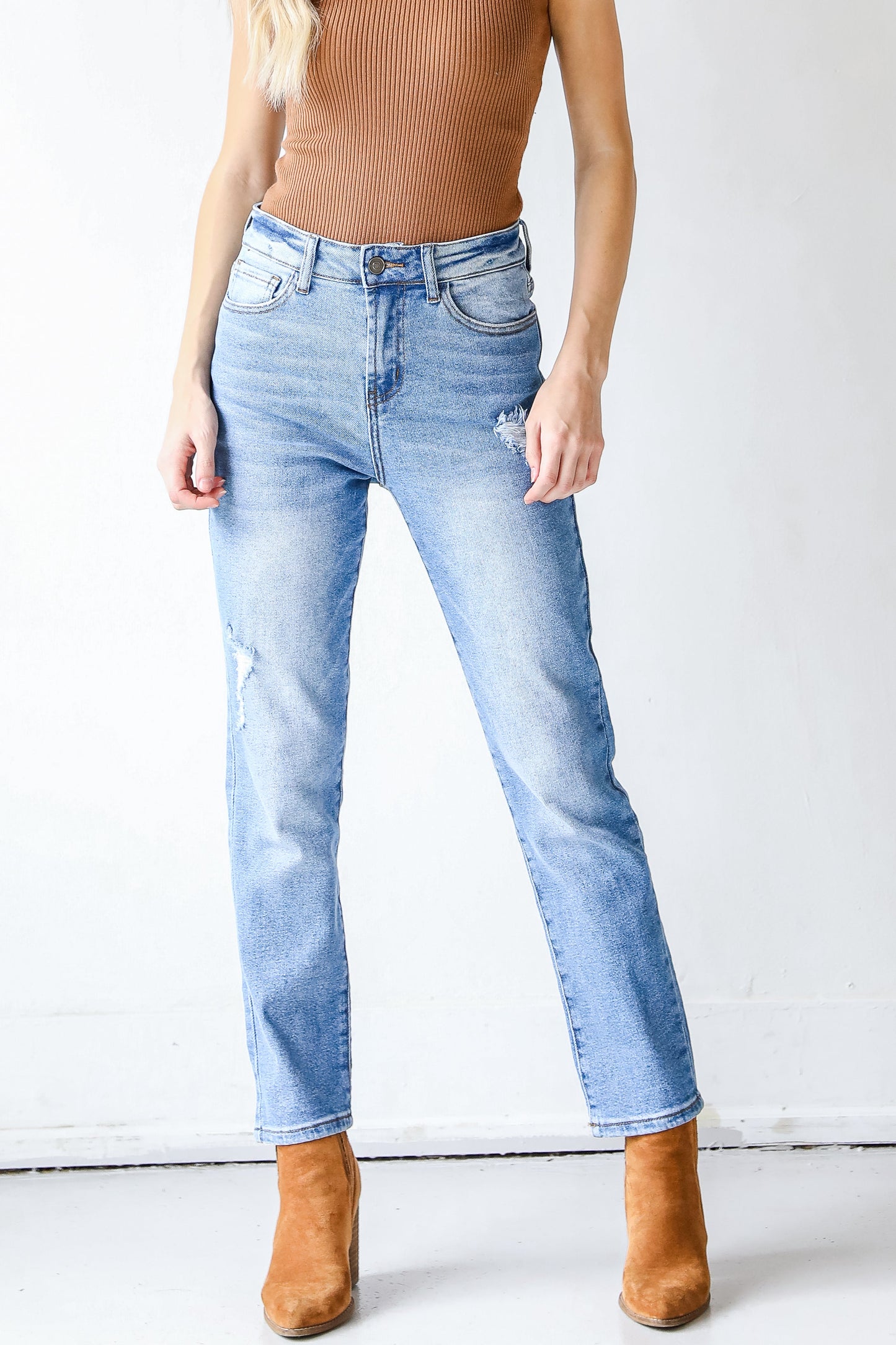 Claudia Mom Jeans