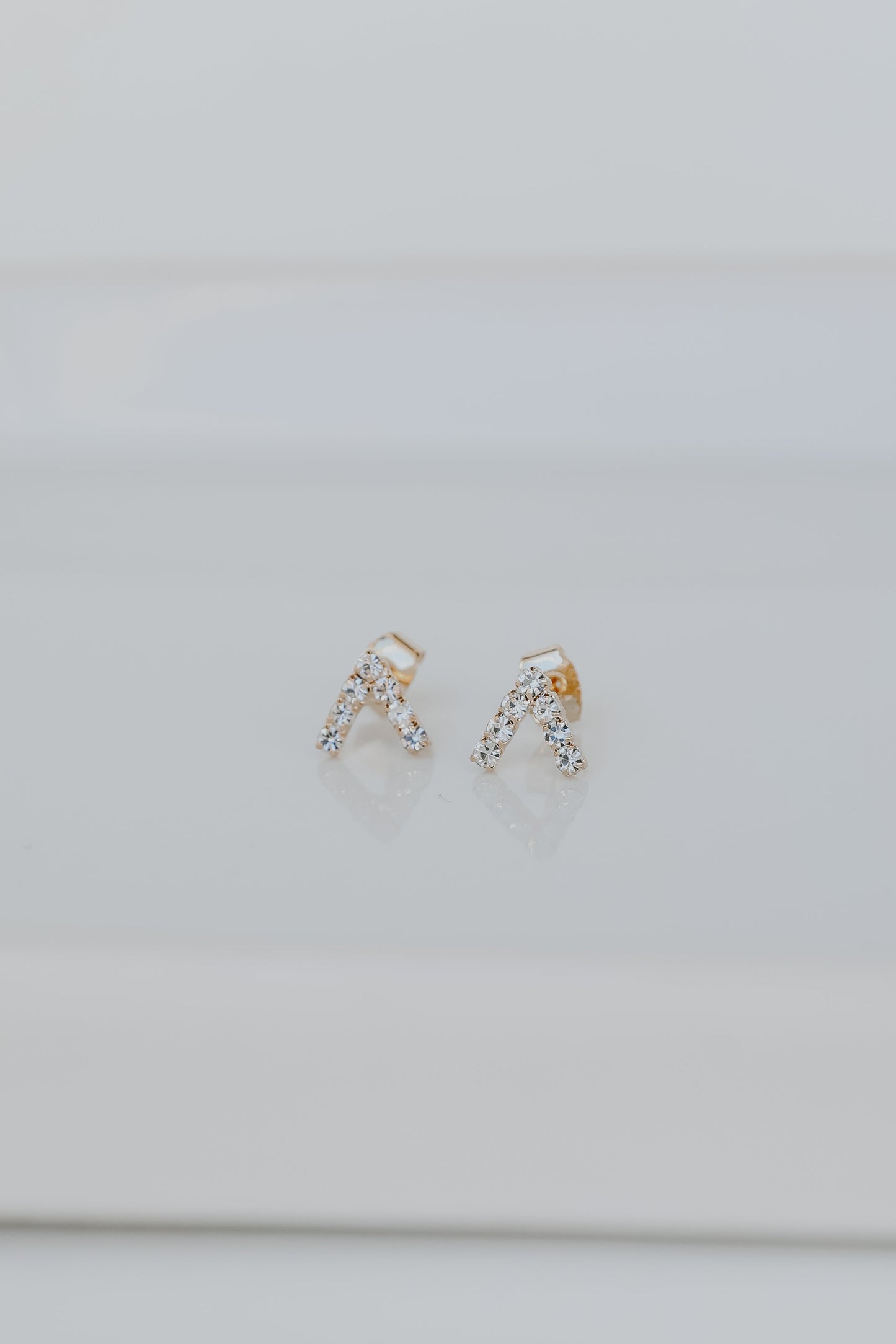 Annie Gold Rhinestone V Stud Earrings