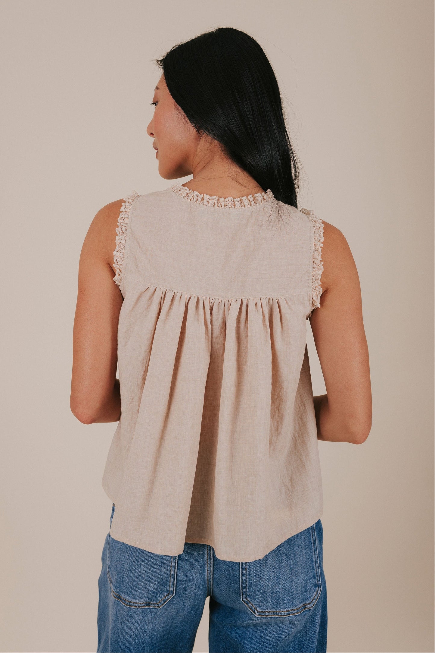 Roam The City Top